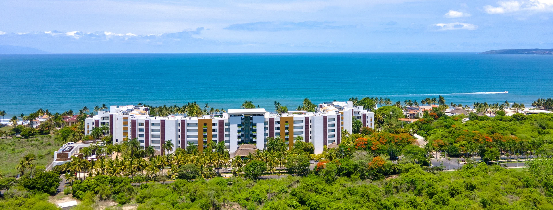 All-Suites & World Spa – Handwritten Collection