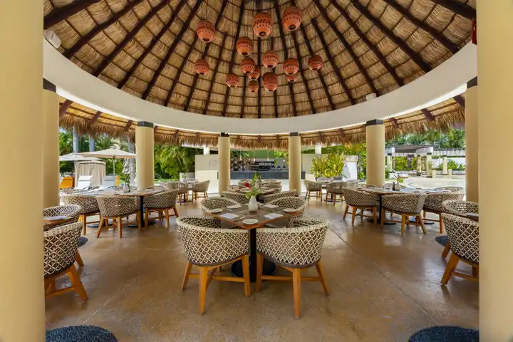 Lemmon Grass Restaurant Marival Distinct